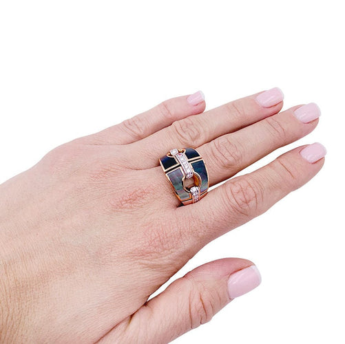 Bague 56 Bague Chimento or, nacre et diamants. 58 Facettes 32401