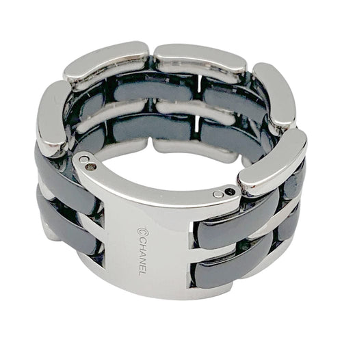 Bague 55 Bague Chanel "Ultra" grand modèle en or blanc et céramique noire. 58 Facettes 31521
