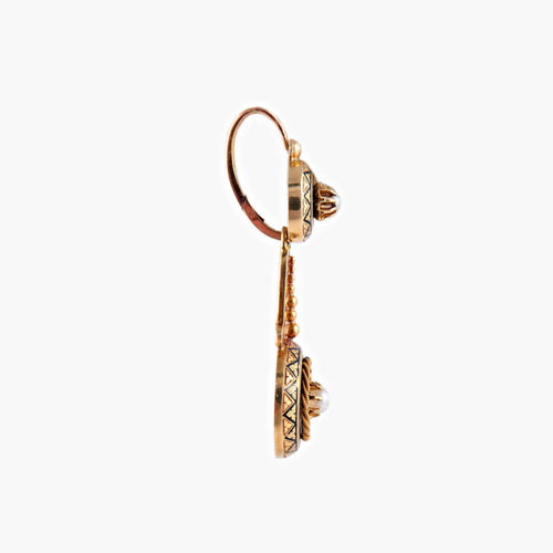 Boucles d'oreilles Boucles d'oreilles or jaune, perles, et émail noir 58 Facettes