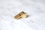 Pendentif Pendentif charm vintage sifflet en or jaune 58 Facettes