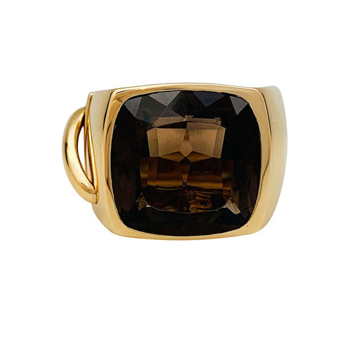 Bague 49 Bague chevalière Chaumet, "Lien", or jaune, quartz fumé. 58 Facettes 30844