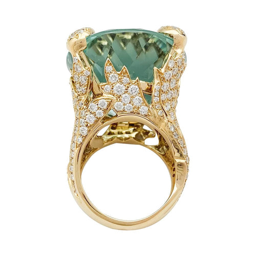 Bague 53 Bague Christian Dior, "Miss Dior", en or jaune, béryl vert et diamants. 58 Facettes 31775
