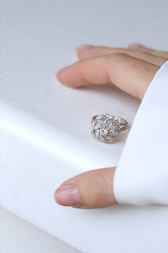 Bague Bague spirale or blanc et diamants 58 Facettes