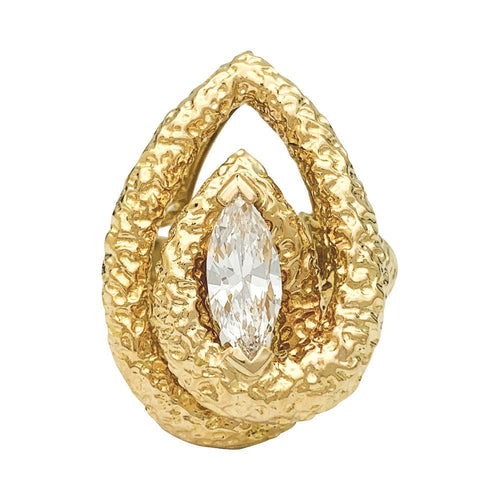 Bague 53 Bague Van Cleef & Arpels, or jaune, diamant navette. 58 Facettes 31107