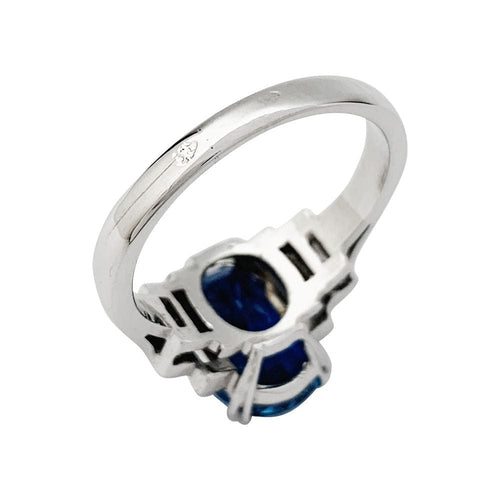 Bague 53 Bague saphir 5,17 carats en or blanc et diamants. 58 Facettes 30694
