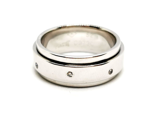 Bague 52 Piaget Bague Alliance Possession Or blanc Diamant 58 Facettes 1292361CN