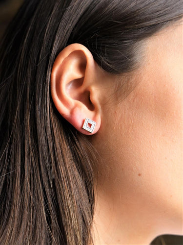 Boucles d'oreilles Boucles d'oreilles Puces Or jaune Diamant 58 Facettes 2090633CN
