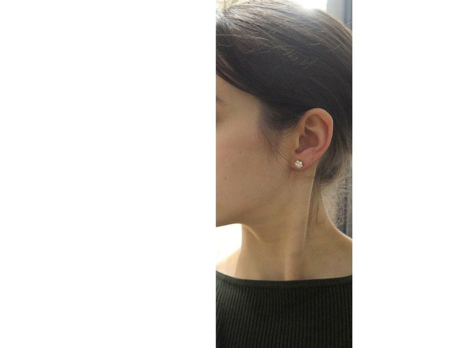 Boucles d'oreilles boucles d'oreilles VAN CLEEF & ARPELS fleurette pm or jaune 18k 58 Facettes 253477