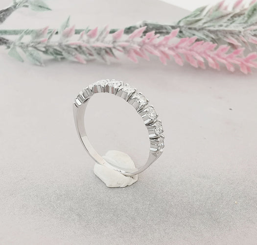 Bague Bague Demi Alliance Diamants 0,70 ct Or Blanc 58 Facettes AA 1473