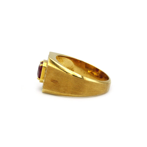 Bague Chevalière - Or, Rubis et Diamants 58 Facettes 230364R