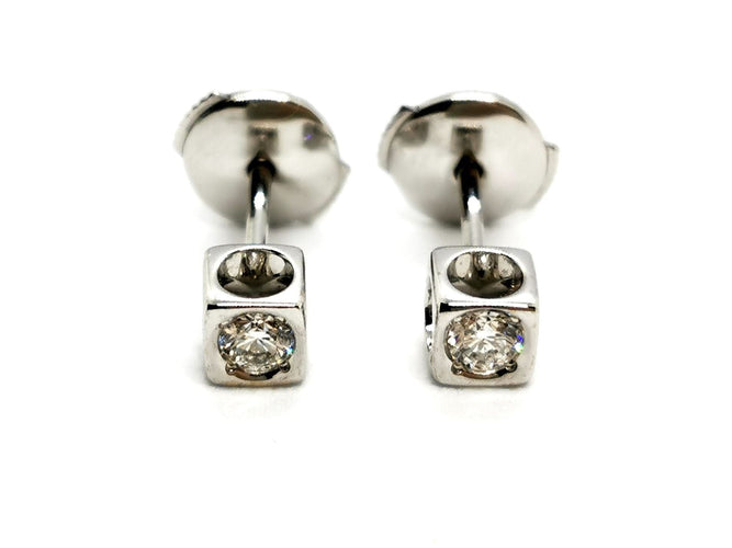 Boucles d'oreilles Dinh Van Boucles d'oreilles Puces Cube Or blanc Diamant 58 Facettes 1236680CN