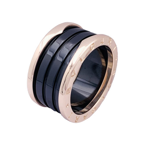 Bague 57 Bague Bulgari, "B.Zero1", or rose et céramique. 58 Facettes 33292