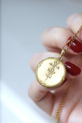 Pendentif Médaillon Ouvrant Guirlande Or jaune 58 Facettes