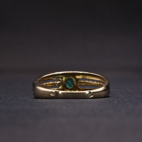 Bague Bague émeraude ovale sertie clos 58 Facettes