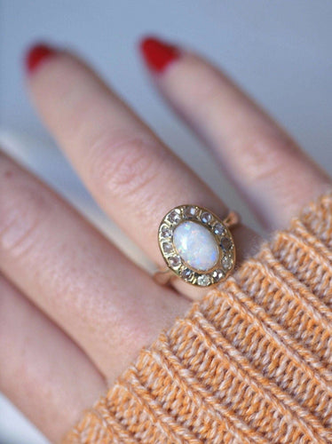 Bague Bague de fiançailles opale entourage diamants 58 Facettes