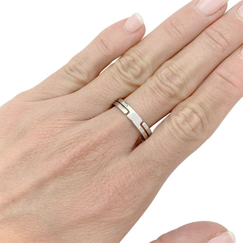 Bague 57 Bague Dinh Van, "Seventies", or blanc. 58 Facettes 31970