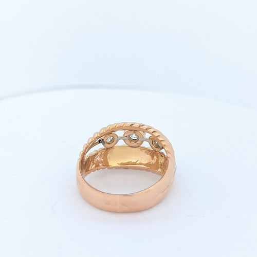 Bague Bague en or rose et diamants 58 Facettes 20556