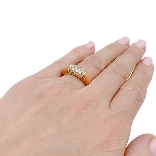 Bague 51 Bague Van Cleef & Arpels "Philippine", or jaune, corail rose et diamants. 58 Facettes 33166