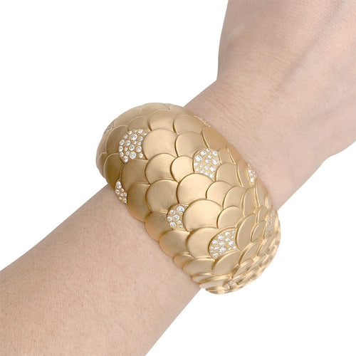 Bracelet Bracelet Pomellato, "Sirène", or rose, diamants. 58 Facettes 32556