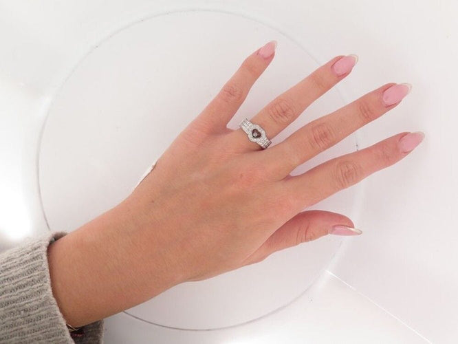 Bague 53 bague CHOPARD happy diamonds or blanc 18k 58 Facettes 257551