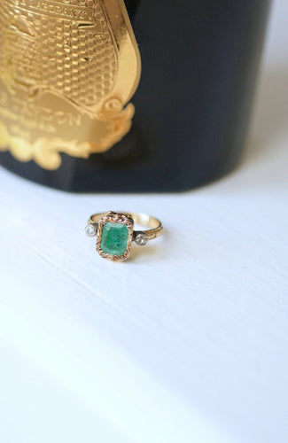 Bague Bague style Victorien émeraude et diamants 58 Facettes