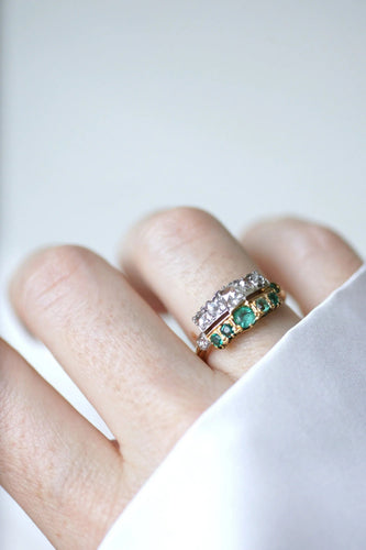 Bague Bague lignes diamants et émeraudes 58 Facettes