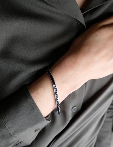 Bracelet Bracelet Ligne en or blanc et saphirs naturels calibrés 58 Facettes