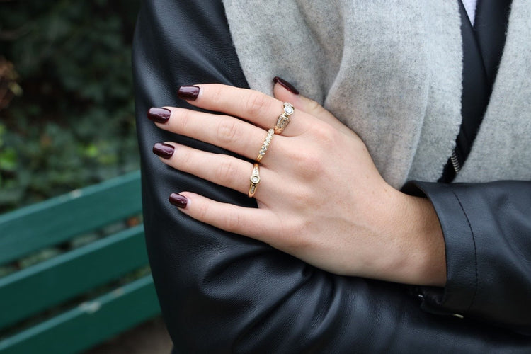 Bague 52 Bague Demi alliance Or jaune Diamant 58 Facettes 1718449CN