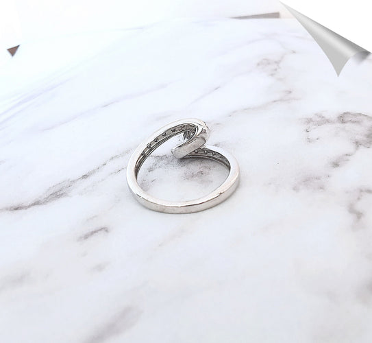 Bague 55 Bague en or blanc, diamants 58 Facettes AA 1556