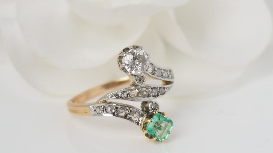 Bague 53.5 Bague Toi Et Moi En Or Et Platine, Emeraude Et Diamants 58 Facettes 31522