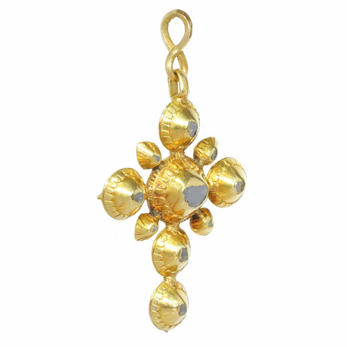 Pendentif Pendentif croix antique or et diamants 18ème siècle 58 Facettes 23271-0584