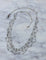 Collier Collier Draperie or blanc et diamants 58 Facettes