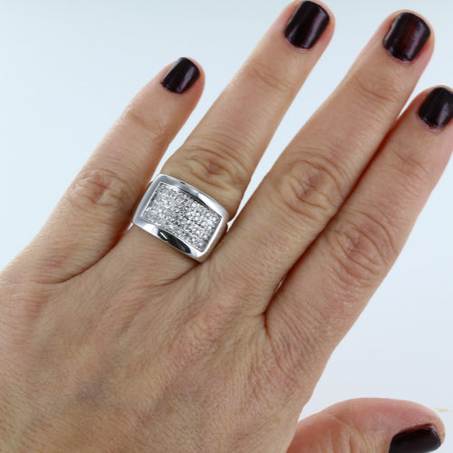 Bague Bague pavage diamants en or blanc 58 Facettes