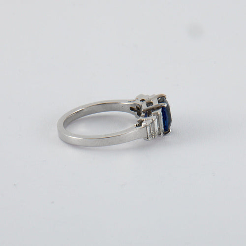 Bague 52.5 Bague Saphir coussin 1.49ct et Diamants 58 Facettes