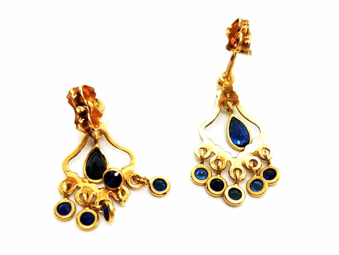 Boucles d'oreilles Boucles d'oreilles Pendantes Or jaune Saphir 58 Facettes 1292373CN