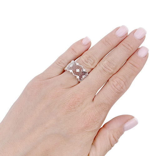 Bague 53 Bague Buccellati, "Tulle", or blanc, diamants. 58 Facettes 32701
