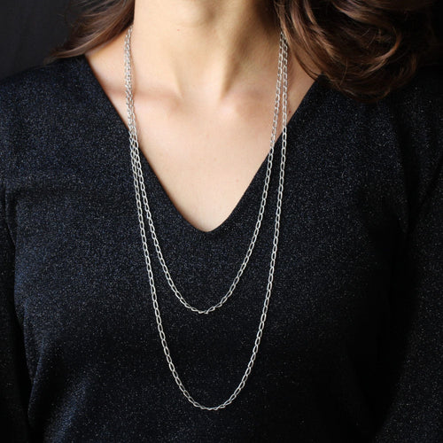 Collier Sautoir en argent ciselé ancien 58 Facettes 19-459A