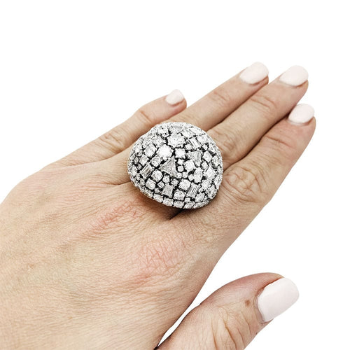 Bague 57 Bague de cocktail platine et diamants. 58 Facettes 30974