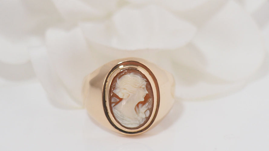 Bague Bague jonc en or rose et camée 58 Facettes 31802