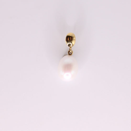 Pendentif Pendentif or jaune et Perle de culture ovale 58 Facettes