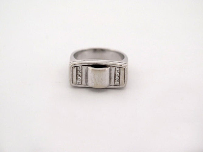 Bague 51 bague POIRAY pavee de 8 diamants t51 en or blanc 18k godrons 58 Facettes 252128