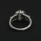 Bague Bague platine, or gris et diamants "Marguerite Sublime" 58 Facettes 1760