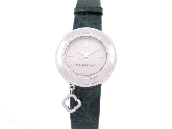 Montre Van Cleef & Arpels - Montre "Charms" Or Blanc DIamants 58 Facettes 244893