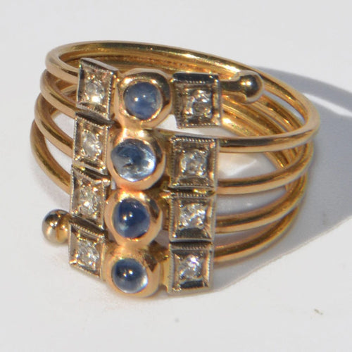 Bague Bague or jaune 1910 saphirs cabochon et diamants 58 Facettes