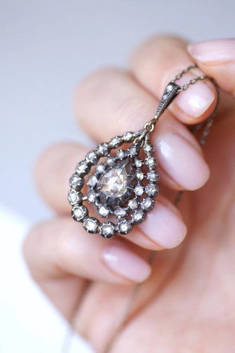 Collier Collier pendentif goutte ancien or et argent, diamants taille rose 58 Facettes