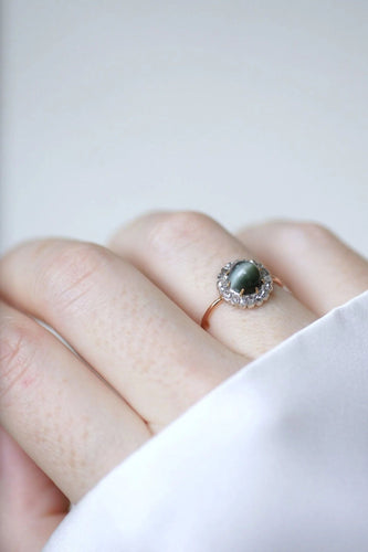 Bague Bague marguerite oeil de chat diamants 58 Facettes