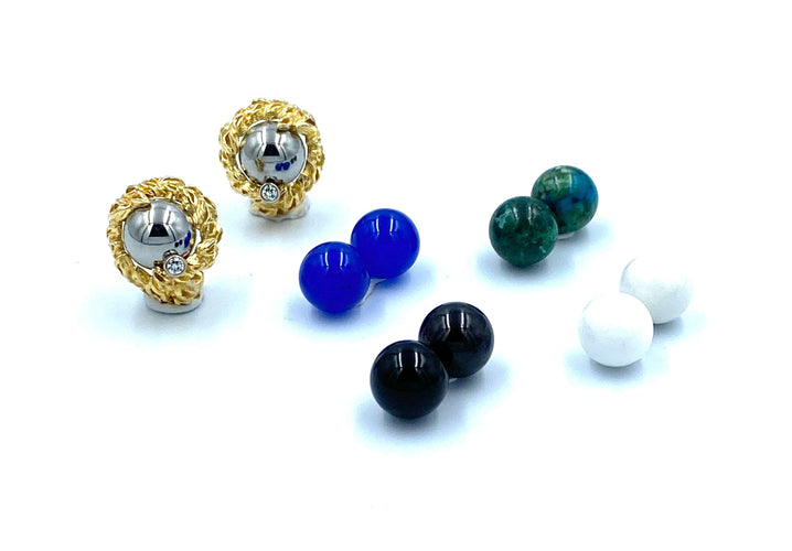 Boucles d'oreilles Gilbert Albert. Boucles d’oreilles or jaune, diamants et billes interchangeables. 58 Facettes