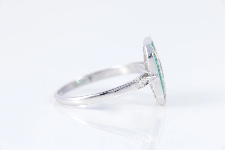 Bague Bague style Art Déco Emeraudes Diamants 58 Facettes 1
