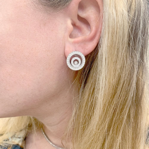 Boucles d'oreilles Boucles d'oreilles Chopard "Happy Spirit" or blanc, diamants. 58 Facettes 33526
