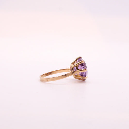 Bague Bague Or jaune améthyste ronde 58 Facettes